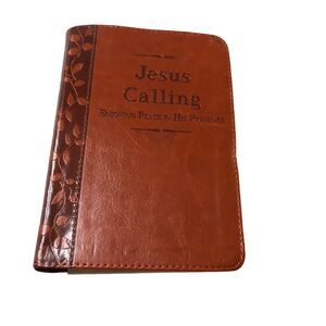 Jesus Calling: Enjoying Peace in his Presence NOS Daily Devotional/Inspirational